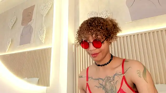 daiana curly online show from 27, 7, 2026