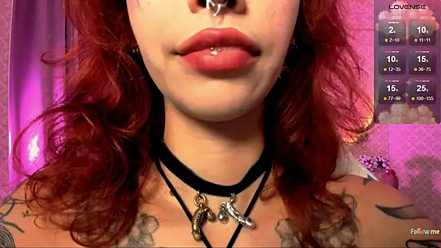 Snapshot of LeylaNoiry chatting on 14, 10, 2025 LeylaNoiry online show from 14, 10, 2025