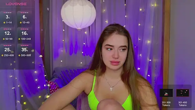 Snapshot of LovelyJessie chatting on 24, 12, 2024 LovelyJessie online show from 24, 12, 2024