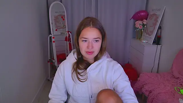 Snapshot of LovelyJessie chatting on 18, 2, 2026 LovelyJessie online show from 18, 2, 2026