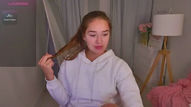 LovelyJessie online show from 20, 4, 2026