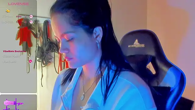 scarlet-kennedy98 online show from 24, 4, 2026