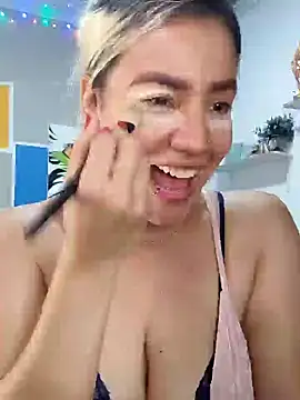 Snapshot of LuCKy_JoK chatting on 11, 12, 2024 LuCKy JoK online show from 11, 12, 2024