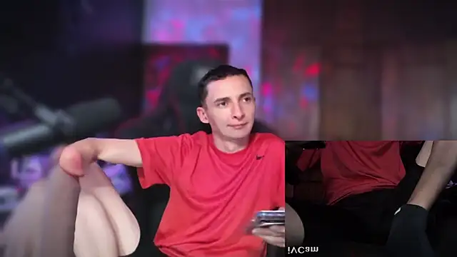 Snapshot of XxEnderxX chatting on 13, 2, 2026 XxEnderxX online show from 13, 2, 2026