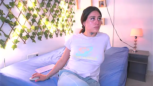 argiee taylorxs2 online show from 26, 9, 2025