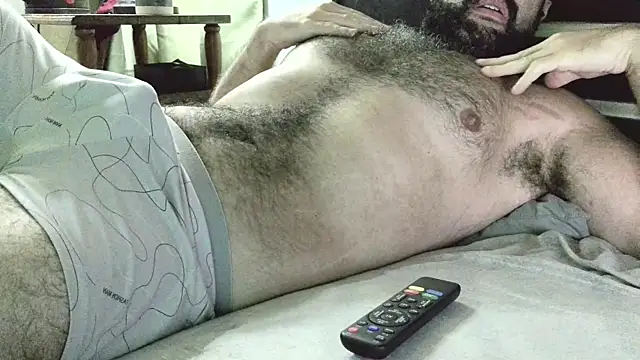 machoathome online show from 23, 3, 2025