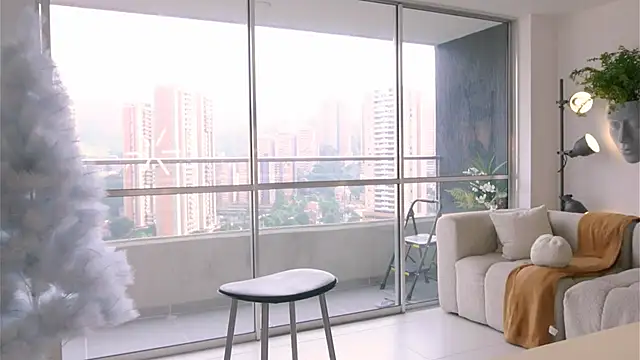 Snapshot of Ms_Sammy chatting on 20, 12, 2025 Ms Sammy online show from 20, 12, 2025