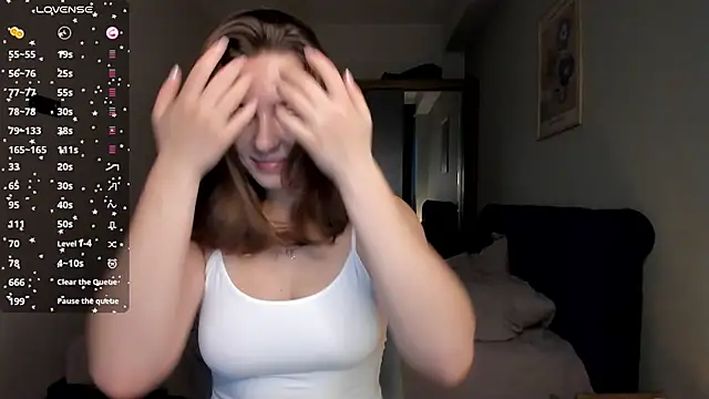 ThreeshaWhite online show from 14, 2, 2026