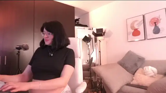 Anah s online show from 17, 12, 2025