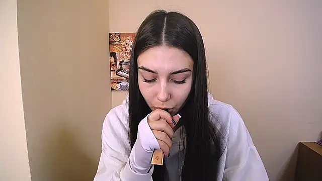 Lili magic online show from 19, 10, 2025