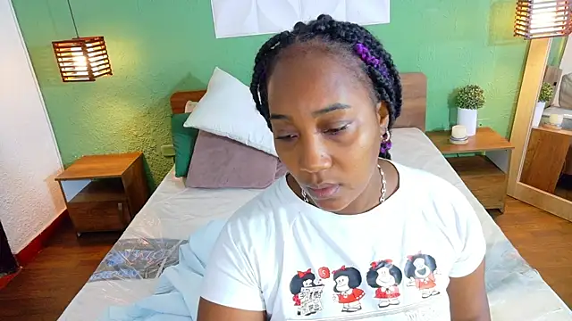 Snapshot of kiara_evanss chatting on 8, 2, 2025 kiara evanss online show from 8, 2, 2025