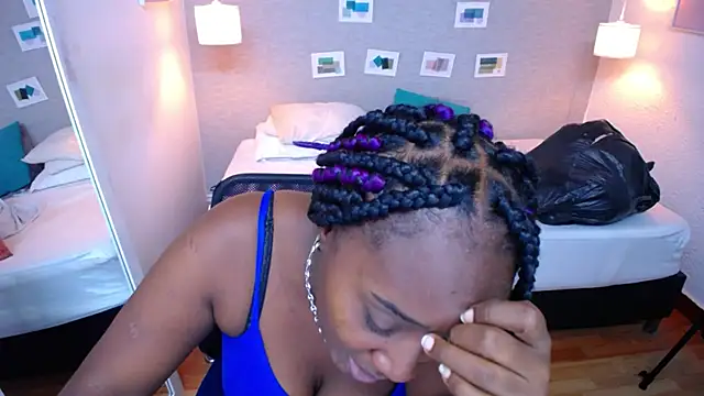 Snapshot of kiara_evanss chatting on 5, 3, 2025 kiara evanss online show from 5, 3, 2025