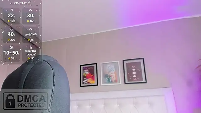 emma  smith1 online show from 21, 4, 2026