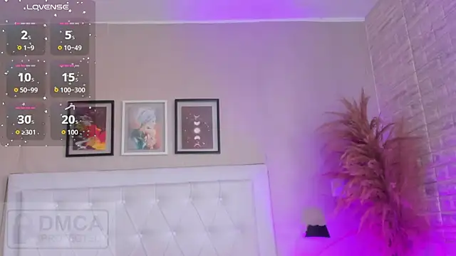 emma  smith1 online show from 22, 4, 2026