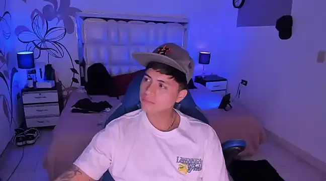 Snapshot of Niicky1_ chatting on 3, 1, 2025 Niicky1 online show from 3, 1, 2025