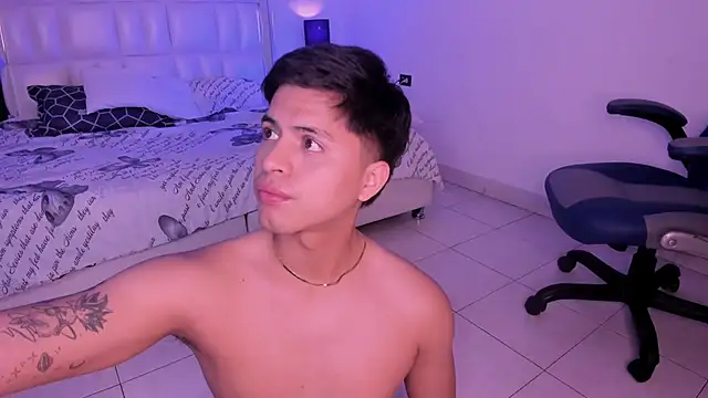 Snapshot of Niicky1_ chatting on 11, 1, 2025 Niicky1 online show from 11, 1, 2025