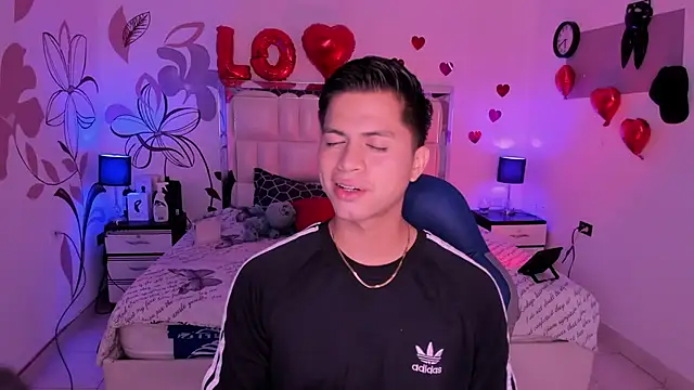 Snapshot of Niicky1_ chatting on 16, 2, 2025 Niicky1 online show from 16, 2, 2025