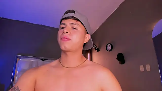 Snapshot of Niicky1_ chatting on 11, 3, 2025 Niicky1 online show from 11, 3, 2025