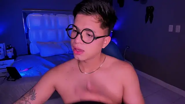 Snapshot of Niicky1_ chatting on 18, 9, 2025 Niicky1 online show from 18, 9, 2025