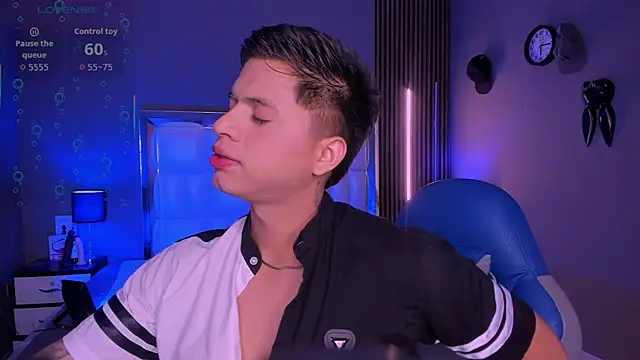 Snapshot of Niicky1_ chatting on 5, 10, 2025 Niicky1 online show from 5, 10, 2025