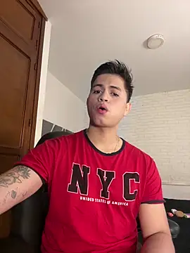 Snapshot of Niicky1_ chatting on 5, 12, 2025 Niicky1 online show from 5, 12, 2025