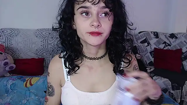 kitty22  online show from 13, 1, 2025