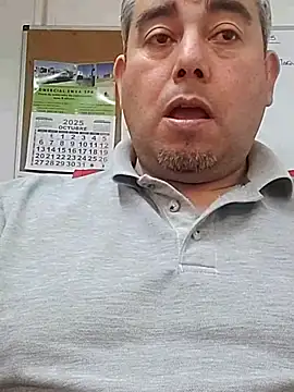 Snapshot of Manolete007x chatting on 7, 11, 2025 Manolete007x online show from 7, 11, 2025