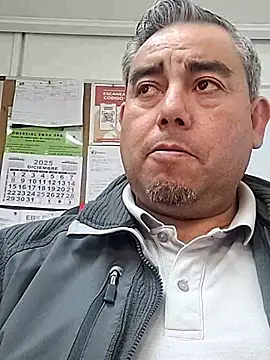 Snapshot of Manolete007x chatting on 2, 12, 2025 Manolete007x online show from 2, 12, 2025