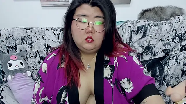 Snapshot of Nadine_asian chatting on 21, 12, 2024 Nadine asian online show from 21, 12, 2024