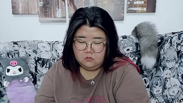 Snapshot of Nadine_asian chatting on 21, 12, 2024 Nadine asian online show from 21, 12, 2024