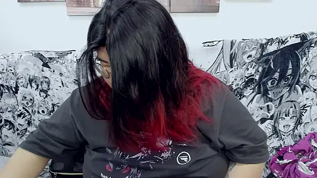 Snapshot of Nadine_asian chatting on 27, 12, 2024 Nadine asian online show from 27, 12, 2024