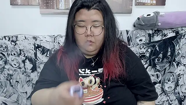 Snapshot of Nadine_asian chatting on 3, 1, 2025 Nadine asian online show from 3, 1, 2025