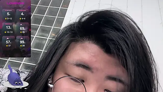 Snapshot of Nadine_asian chatting on 16, 9, 2025 Nadine asian online show from 16, 9, 2025