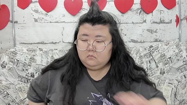 Snapshot of Nadine_asian chatting on 1, 8, 2026 Nadine asian online show from 1, 8, 2026