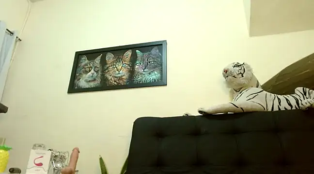 Snapshot of lady_scarlettt chatting on 3, 3, 2025 lady scarlettt online show from 3, 3, 2025