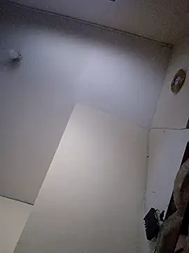 Snapshot of lady_scarlettt chatting on 8, 10, 2025 lady scarlettt online show from 8, 10, 2025