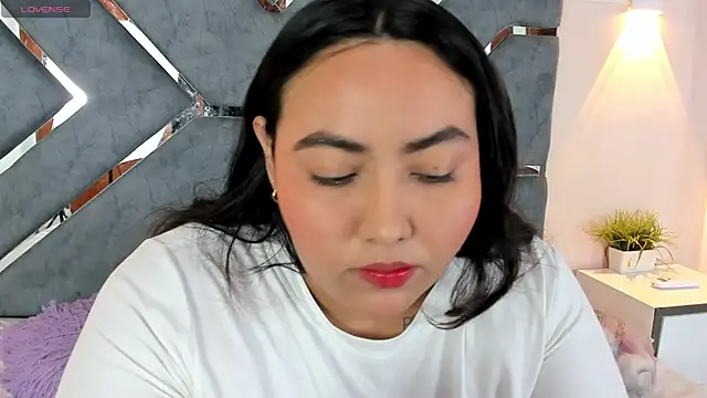 LucciaPorter online show from 27, 4, 2026