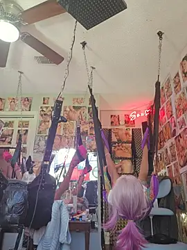 luvs2cumm69 online show from 13, 3, 2026