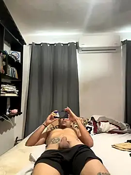 Magicerosxx69 online show from 7, 10, 2025