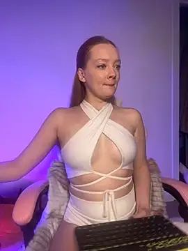 Radiants two online show from 26, 9, 2025