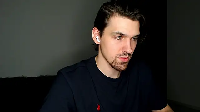 Snapshot of boy_next_door_1 chatting on 21, 11, 2025 boy next door 1 online show from 21, 11, 2025