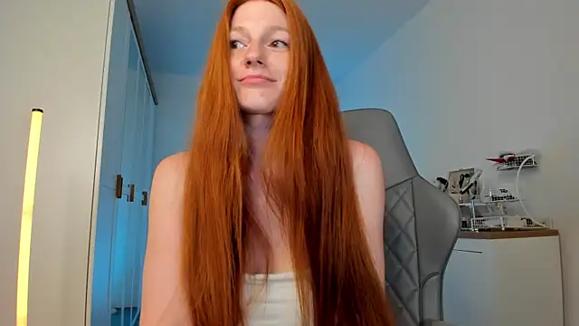 Aliceginger99 online show from 26, 6, 2026