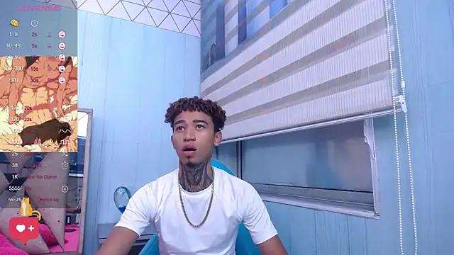 sexy blacks  online show from 19, 3, 2025