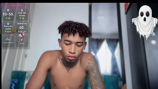 sexy blacks  online show from 23, 10, 2025