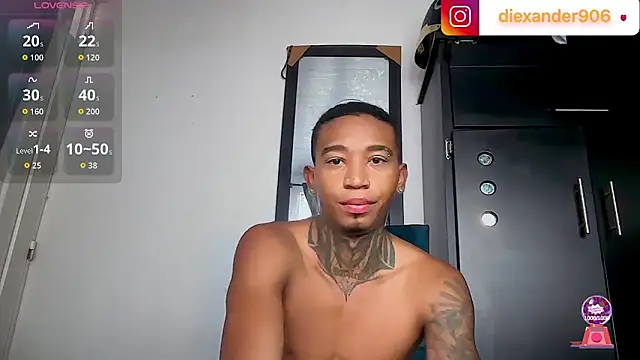 sexy blacks  online show from 14, 4, 2026