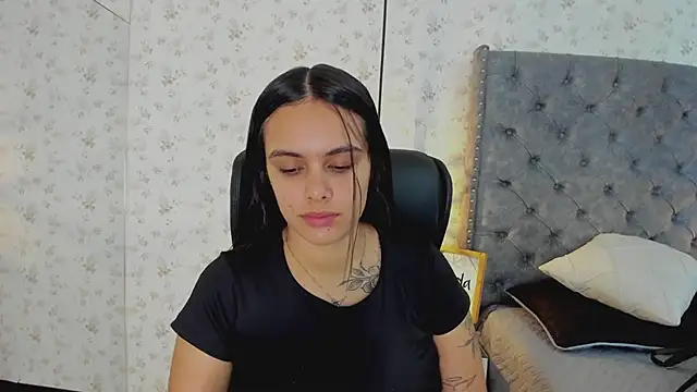 ChloeHarper  online show from 24, 7, 2026