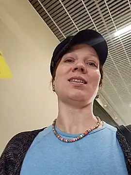 Exhibitionsplit online show from 13, 3, 2025