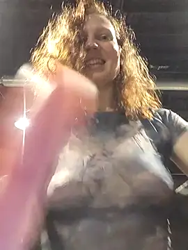 Exhibitionsplit online show from 4, 3, 2026