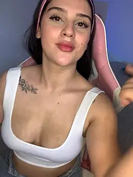 violet-333 online show from 4, 2, 2025