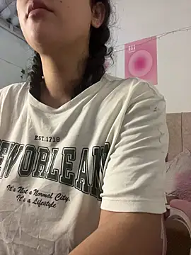 violet-333 online show from 23, 4, 2026
